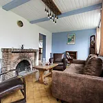 Holiday home Maison Avec Jardin Et Parking Gratuit Etretat