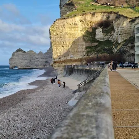Maison Avec Jardin Et Parking Gratuit בית נופש *